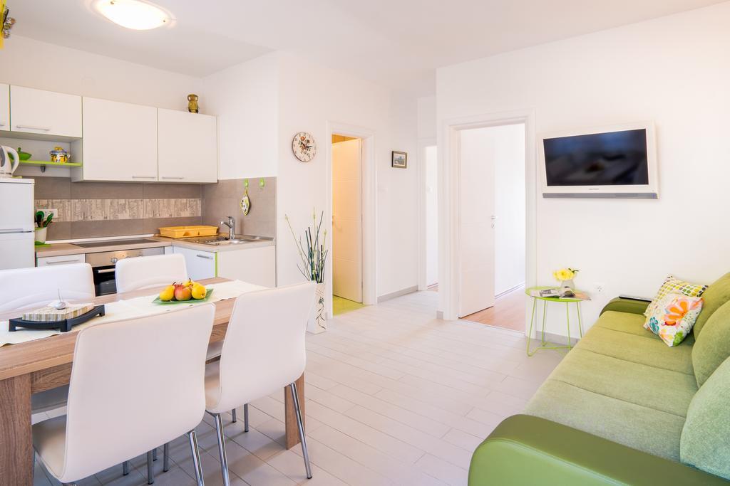 Apartments Iva Krk Town Esterno foto