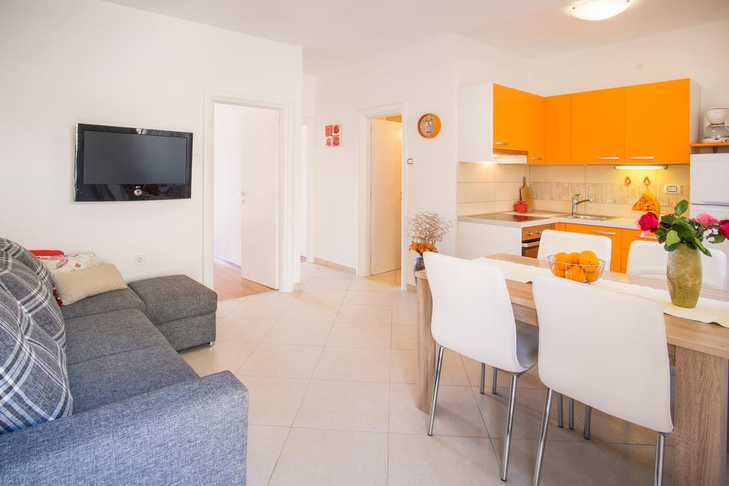 Apartments Iva Krk Town Esterno foto
